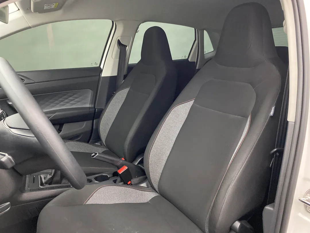 Polo Track 1.0 Flex 12V 5p