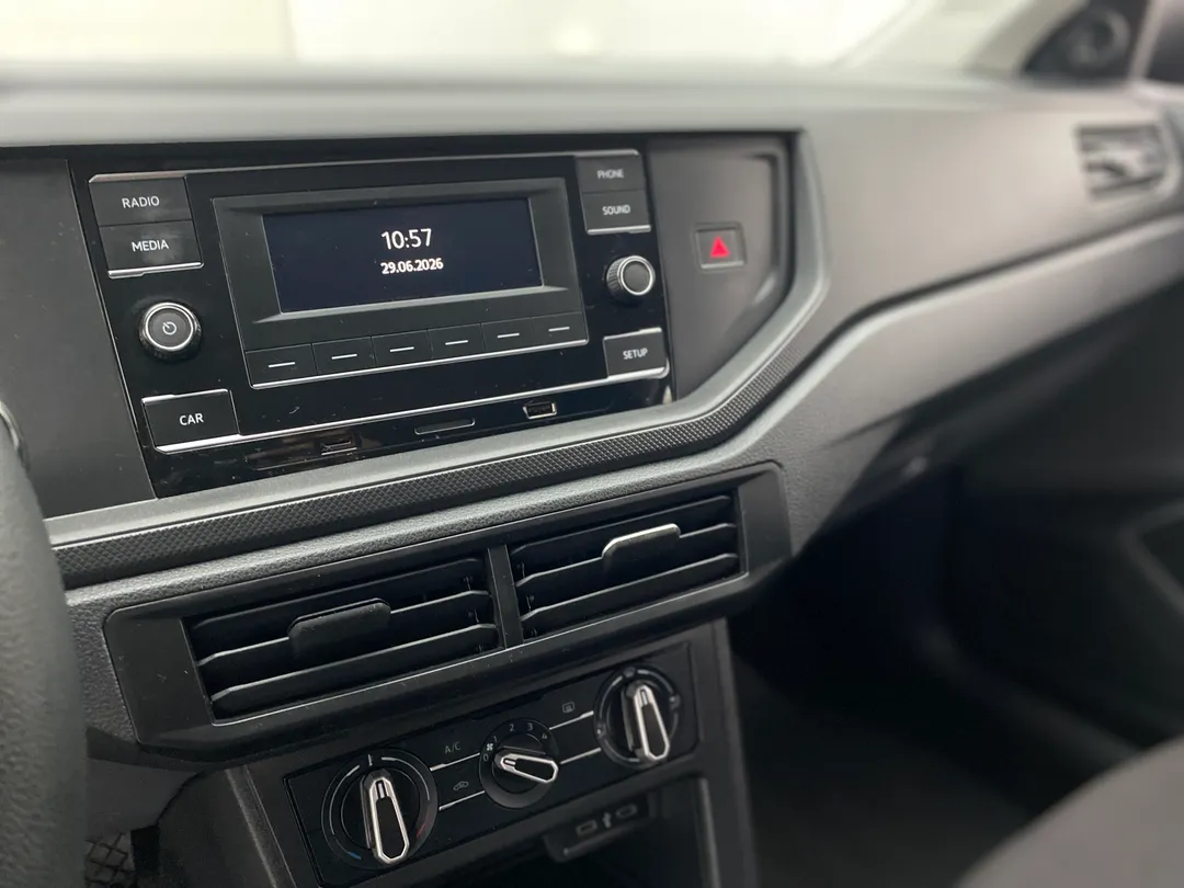 Polo Track 1.0 Flex 12V 5p