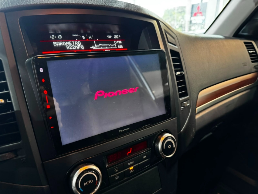 Mitsubishi-PAJERO FULL-3.8 HPE 4X4 V6 24V GASOLINA 2P AUTOMÁTICO