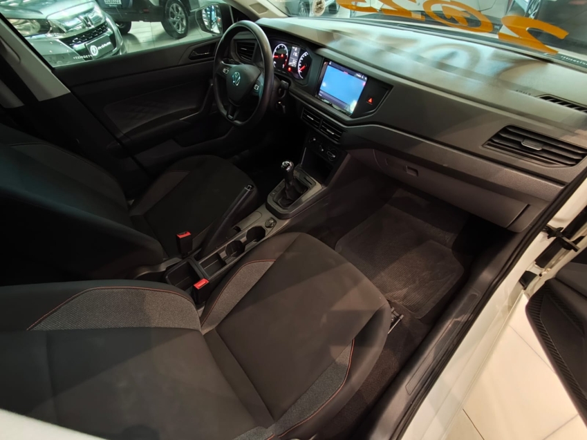 Volkswagen-POLO-1.0 MPI TRACK MANUAL