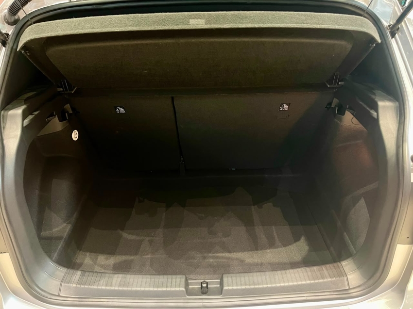 Volkswagen-T-CROSS-1.0 200 TSI TOTAL FLEX COMFORTLINE AUTOMÁTICO