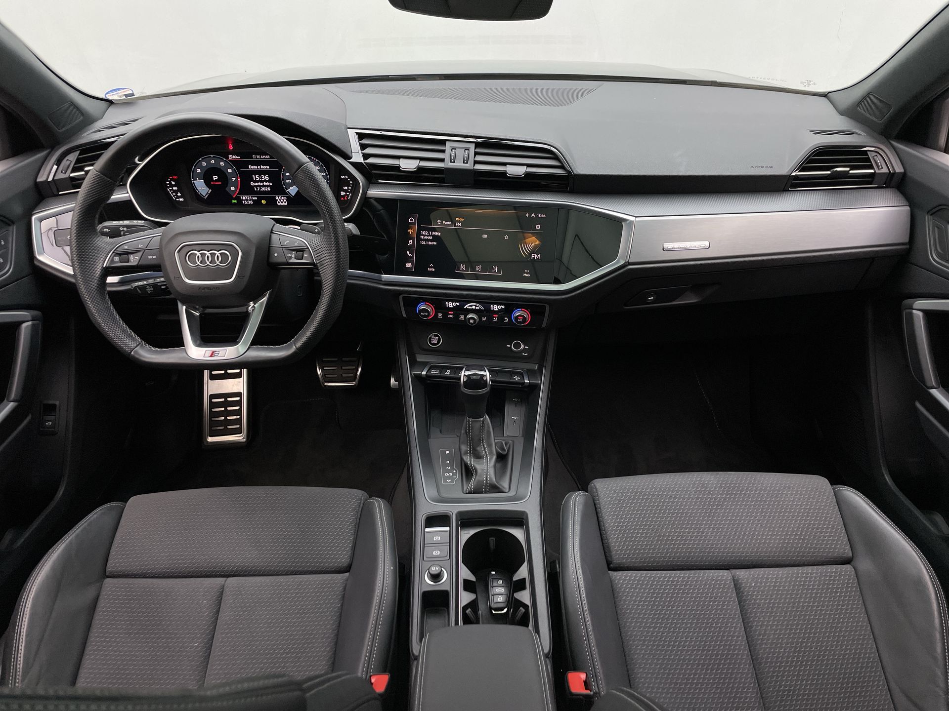 Q3 SPB Perf. Black 2.0 TFSI Tipt. Quat.