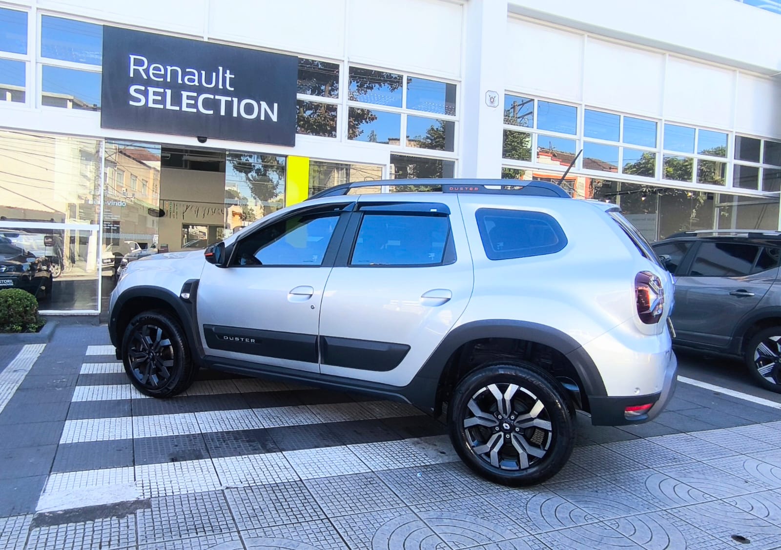 Renault-DUSTER-DUSTER Iconic Plus 1.6 16V Flex Aut.