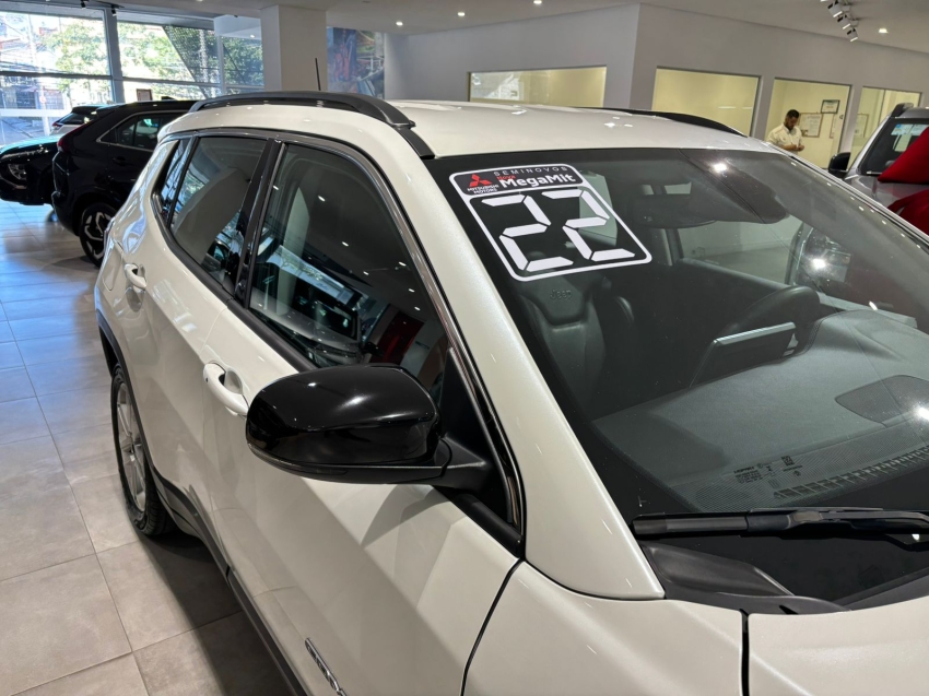 Jeep-COMPASS-1.3 T270 TURBO FLEX LONGITUDE AT6
