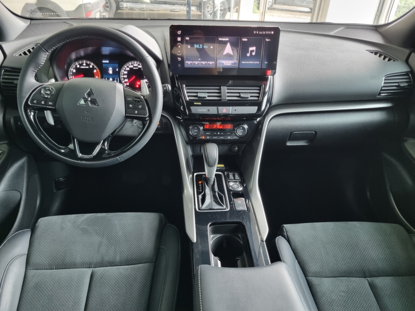 Mitsubishi-ECLIPSE CROSS-1.5 MIVEC TURBO GASOLINA HPE-S BLACK S-AWC CVT