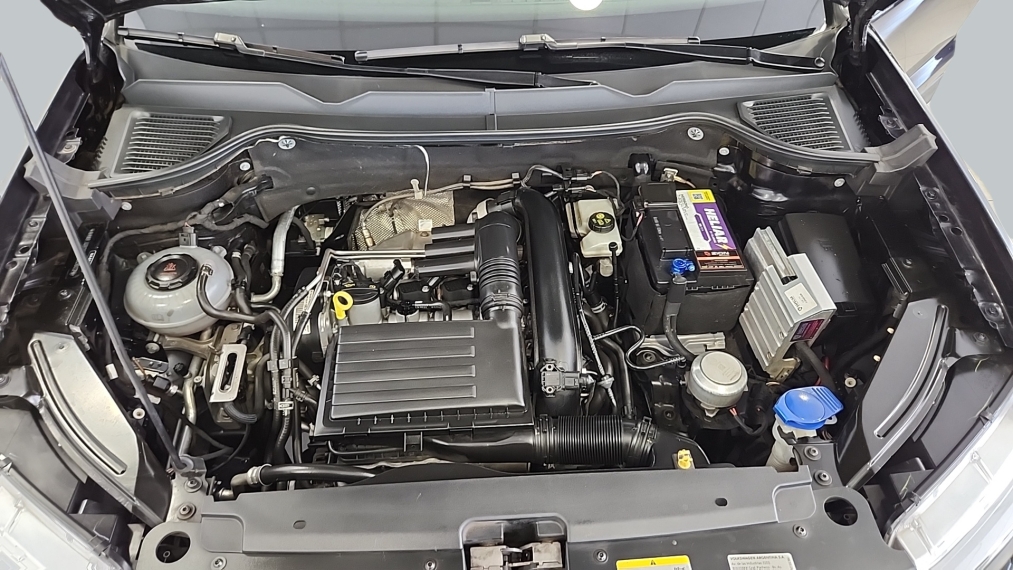 Volkswagen-TAOS-1.4 250 TSI TOTAL FLEX COMFORTLINE AUTOMÁTICO