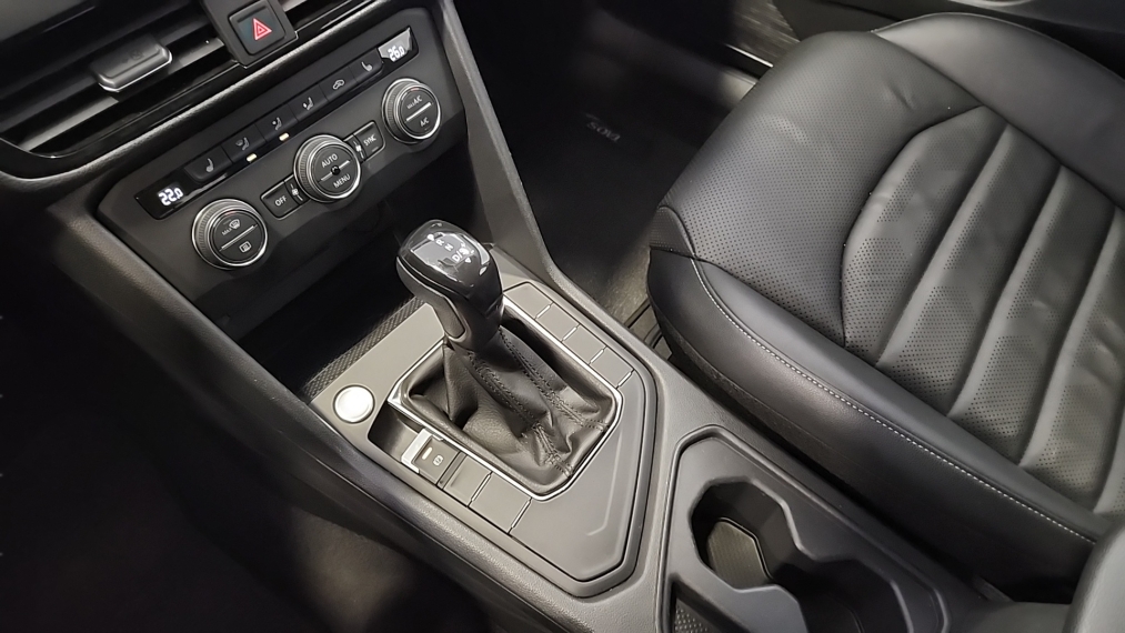 Volkswagen-TAOS-1.4 250 TSI TOTAL FLEX COMFORTLINE AUTOMÁTICO