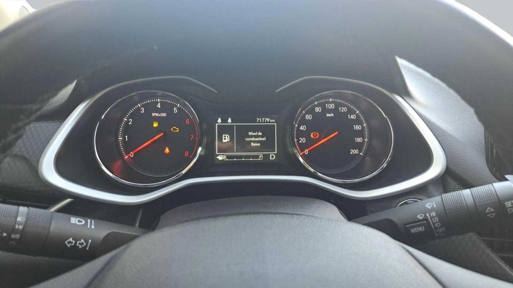 GM - Chevrolet-ONIX-1.0 TURBO FLEX PLUS LTZ MANUAL
