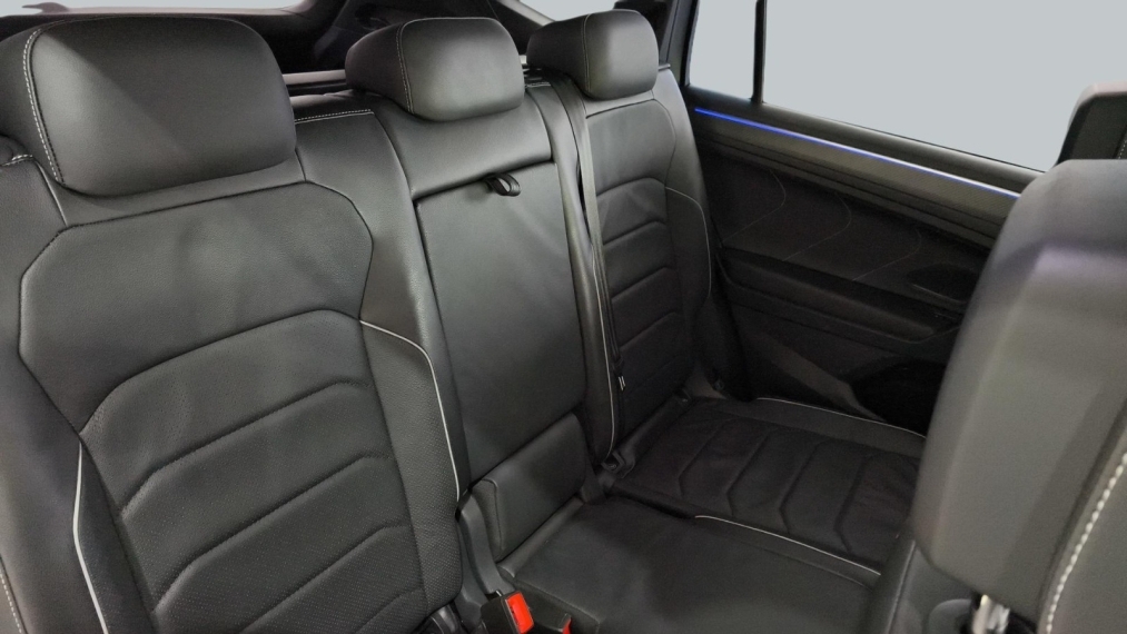 Volkswagen-TIGUAN-2.0 300 TSI GASOLINA ALLSPACE R-LINE AUTOMÁTICO
