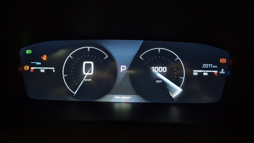Peugeot-2008-1.0 TURBO 200 FLEX ALLURE CVT