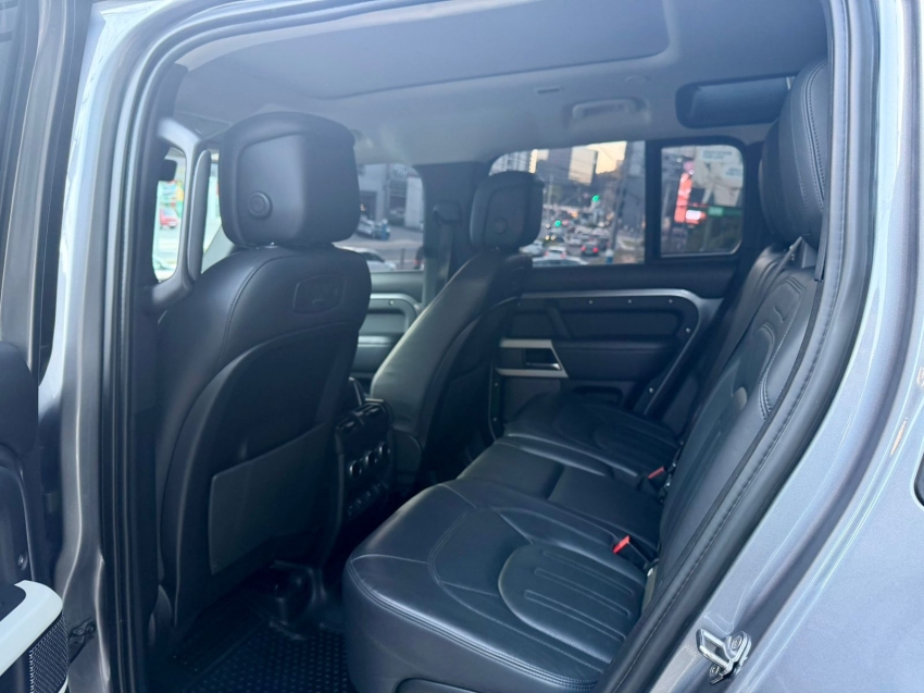 Land Rover-DEFENDER-2.0 P300 GASOLINA 110 HSE AWD AUTOMÁTICO