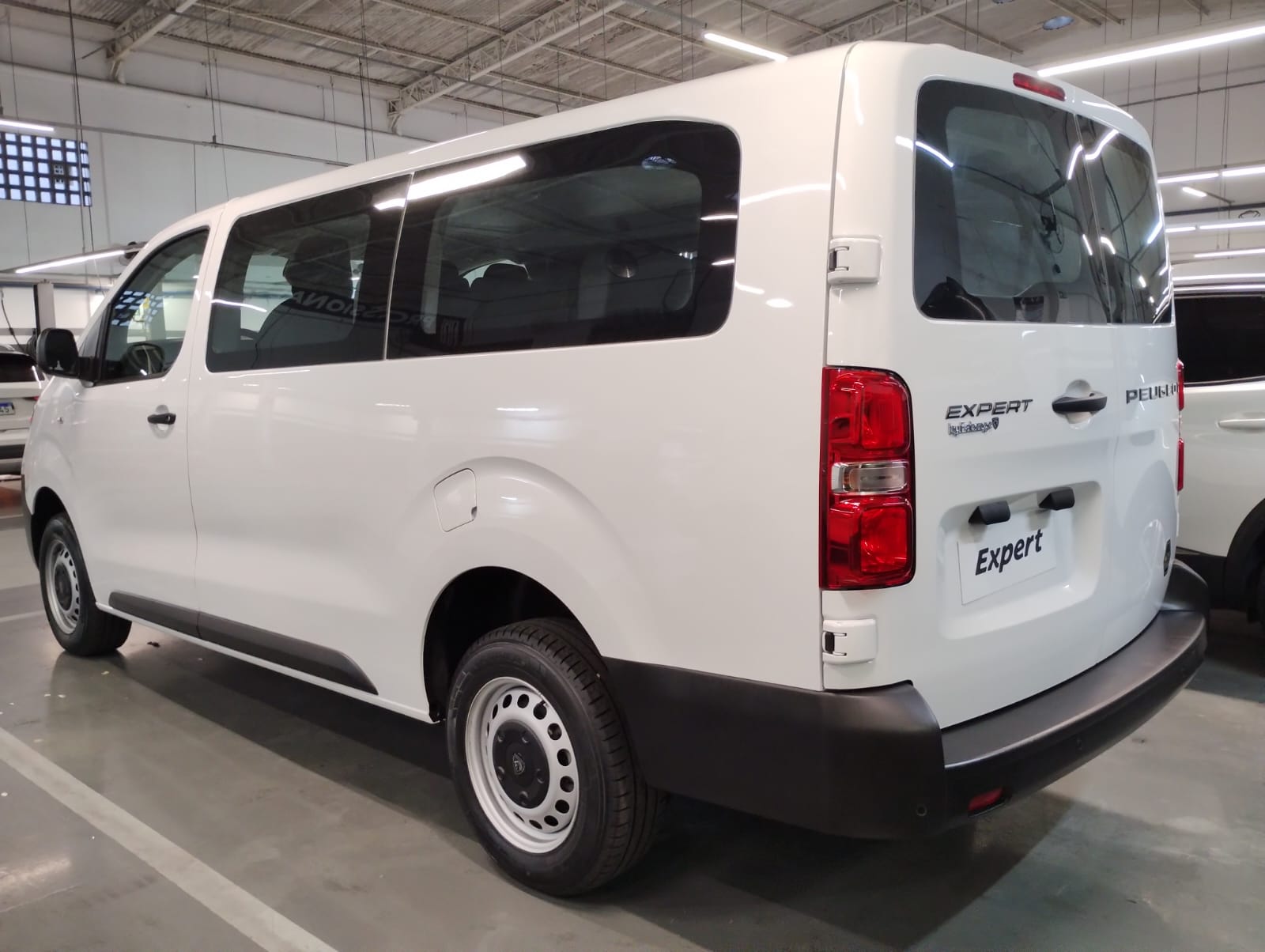 Peugeot-EXPERT-Expert Minibus 1.6 Turbo Diesel