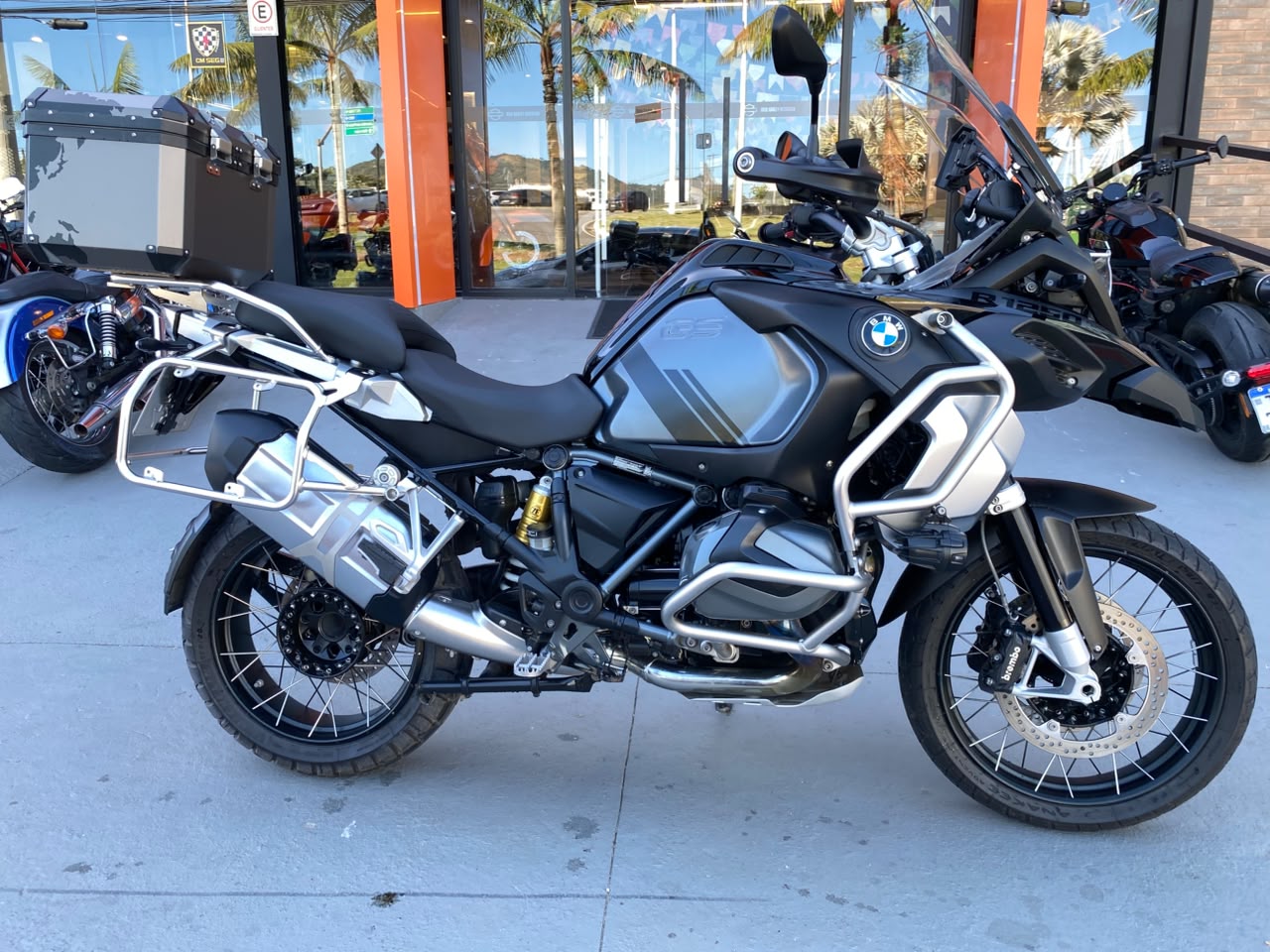 R 1250 GS Adventure Premium Triple Black