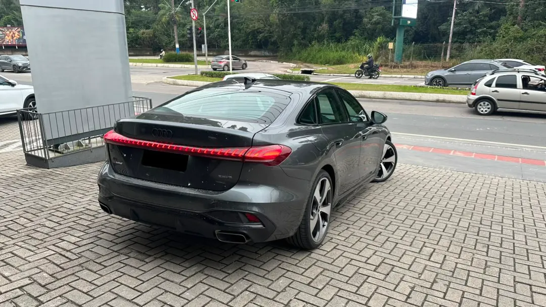 Audi-A5-A5 Sedan Performance S Edition 2.0 TFSI Quattro