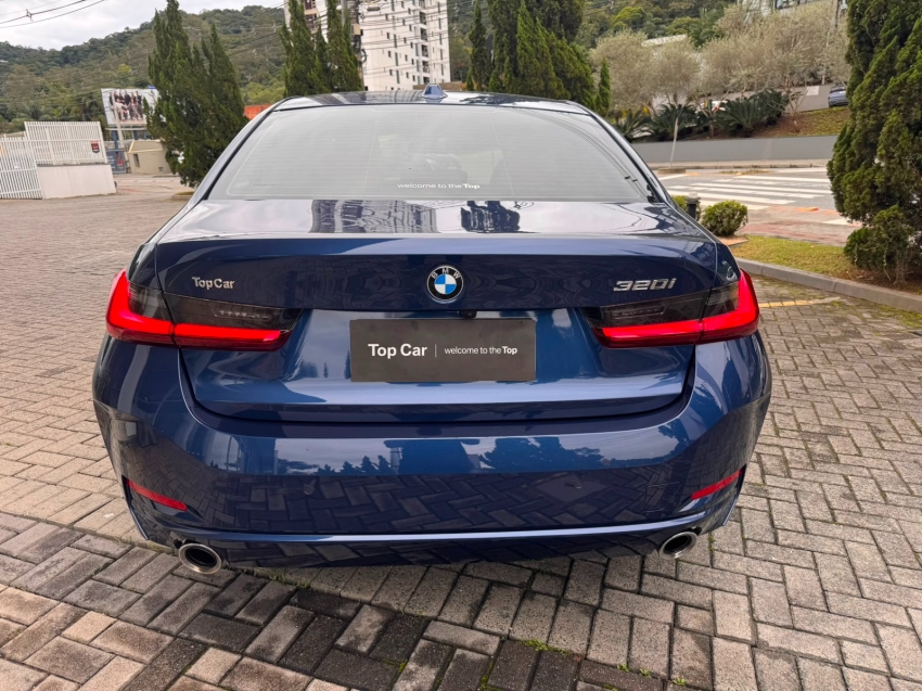 BMW-320i-2.0 16V TURBO FLEX SPORT GP AUTOMÁTICO
