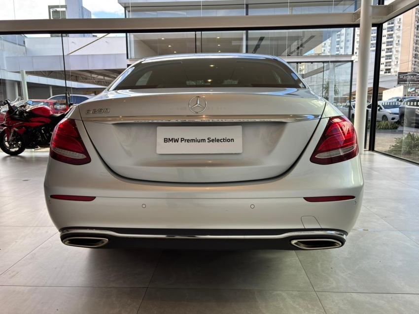 MERCEDES BENZ-E 250-2.0 CGI GASOLINA AVANTGARDE 9G-TRONIC