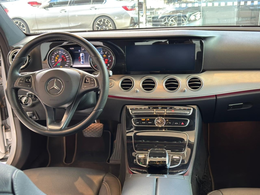 MERCEDES BENZ-E 250-2.0 CGI GASOLINA AVANTGARDE 9G-TRONIC