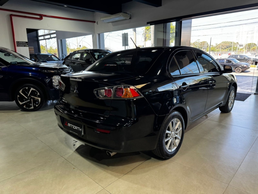 Mitsubishi-LANCER-2.0 HL 16V GASOLINA 4P AUTOMÁTICO