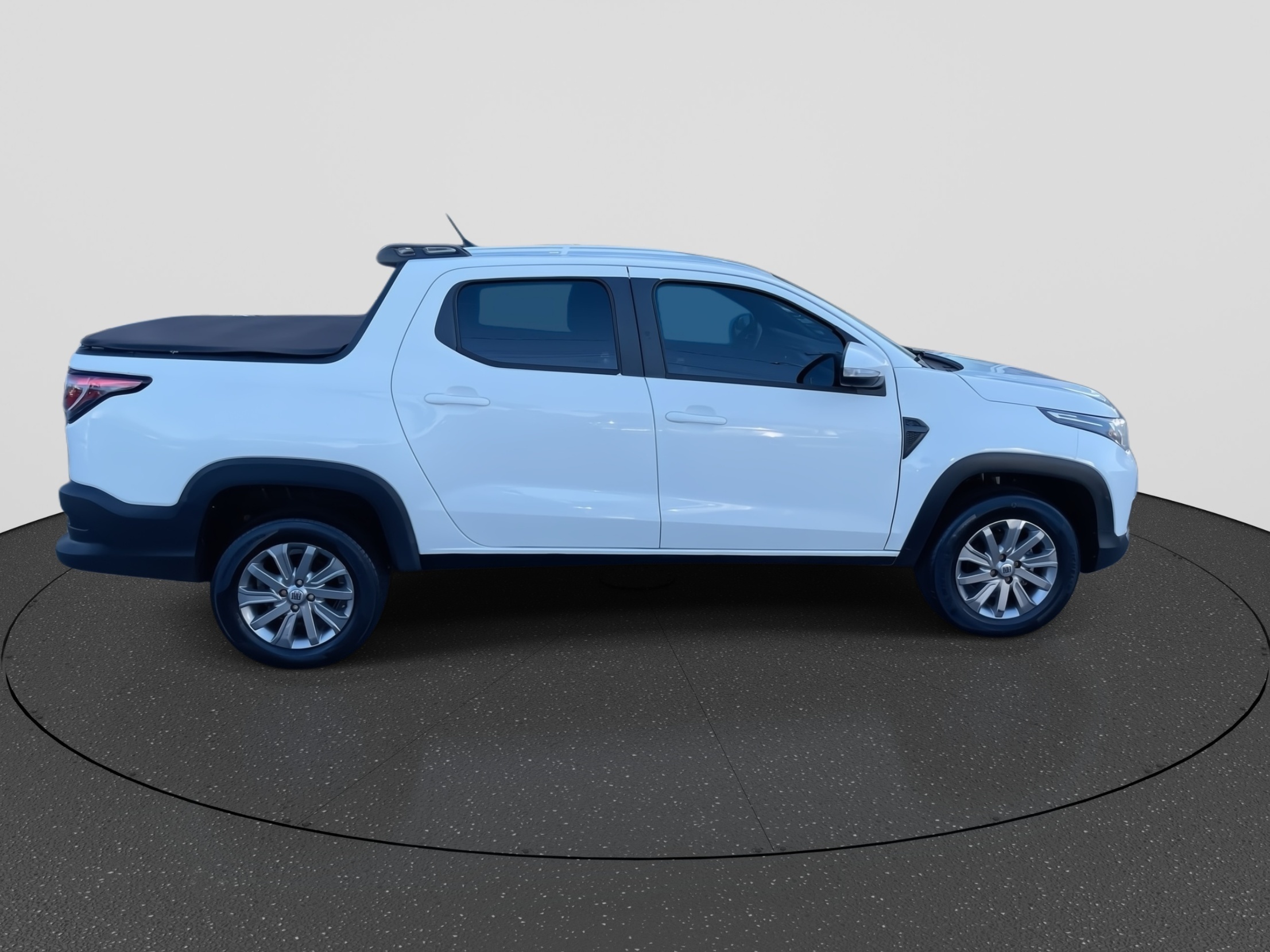 Fiat-STRADA-Strada Freedom 1.3 Flex 8V CD