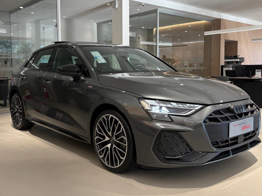 Audi-A3-2.0 40 TFSI GASOLINA SPORTBACK PERFORMANCE BLACK S-TRONIC