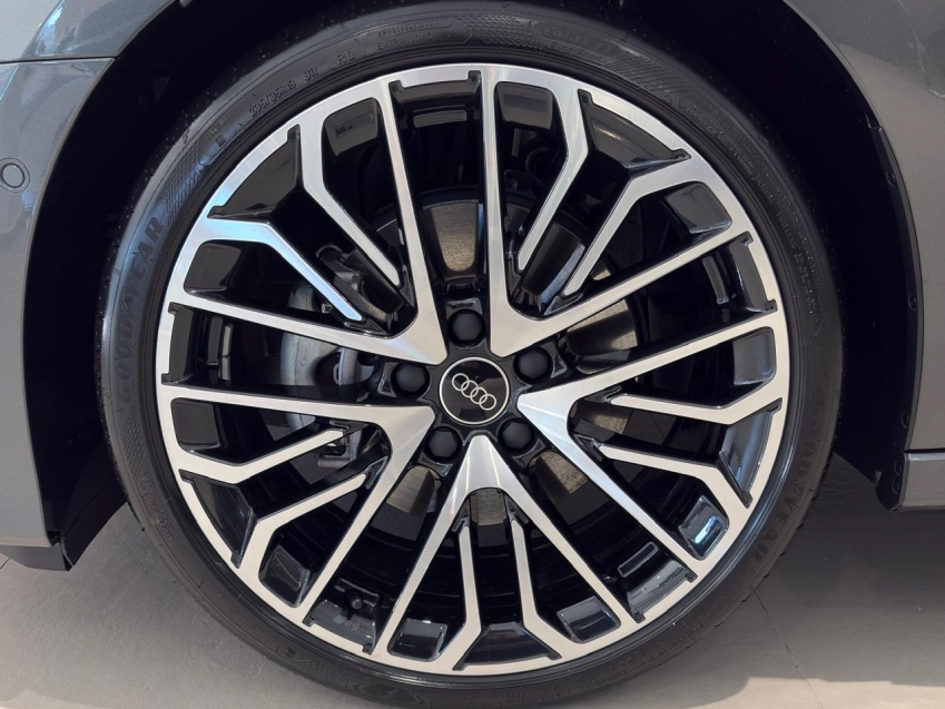 Audi-A3-2.0 40 TFSI GASOLINA SPORTBACK PERFORMANCE BLACK S-TRONIC