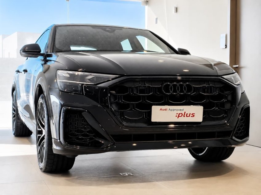 Audi-Q8-3.0 TFSI GASOLINA PERFORMANCE BLACK QUATTRO TIPTRONIC