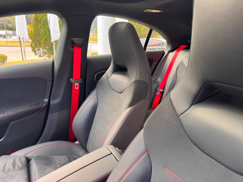 MERCEDES BENZ-CLA 35 AMG-2.0 MHEV 4MATIC 8G-DCT