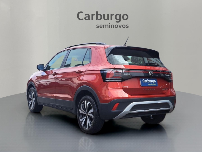 Volkswagen-T-CROSS-1.0 200 TSI TOTAL FLEX AUTOMÁTICO