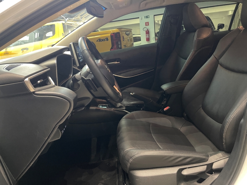 Toyota-COROLLA-2.0 VVT-IE FLEX XEI DIRECT SHIFT