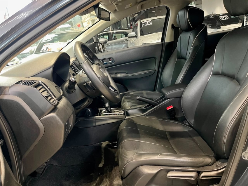 Honda-CITY-1.5 i-VTEC FLEX HATCH TOURING CVT