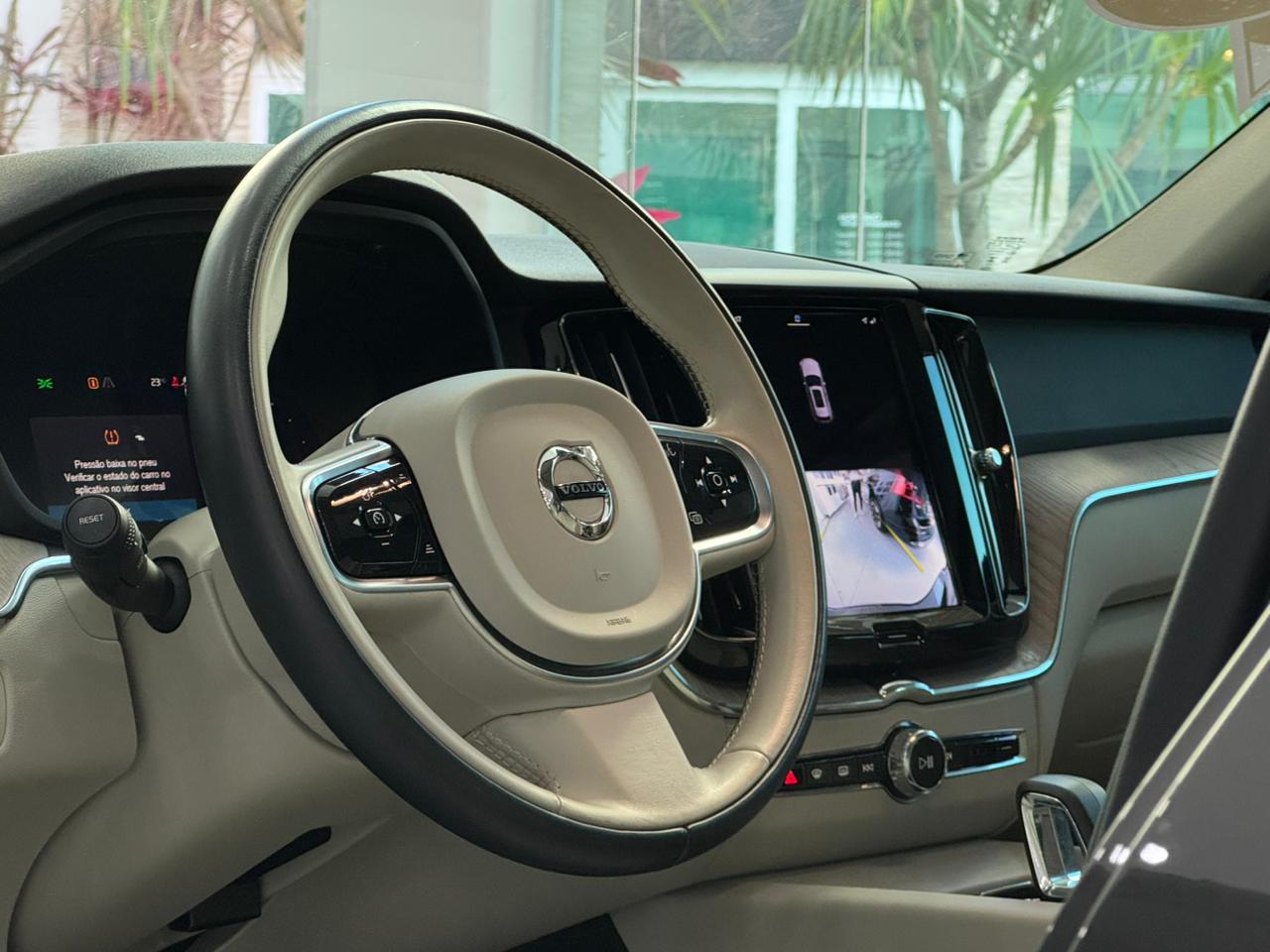 Volvo-XC 60-XC 60 T-8 Plus 2.0 AWD (Híbrido)