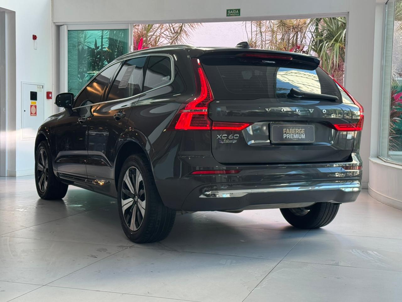 Volvo-XC 60-XC 60 T-8 Plus 2.0 AWD (Híbrido)