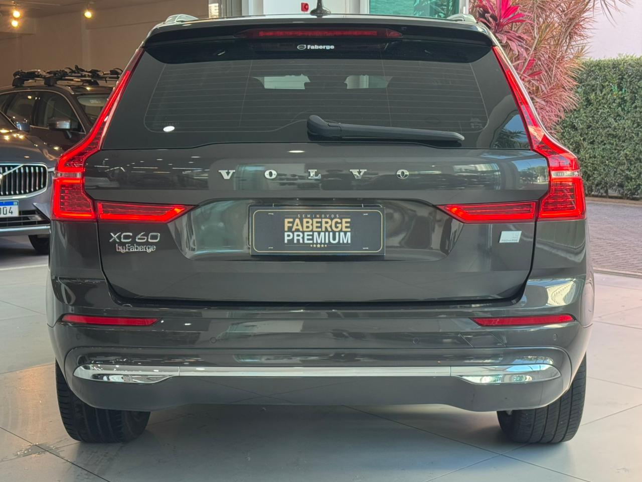 Volvo-XC 60-XC 60 T-8 Plus 2.0 AWD (Híbrido)