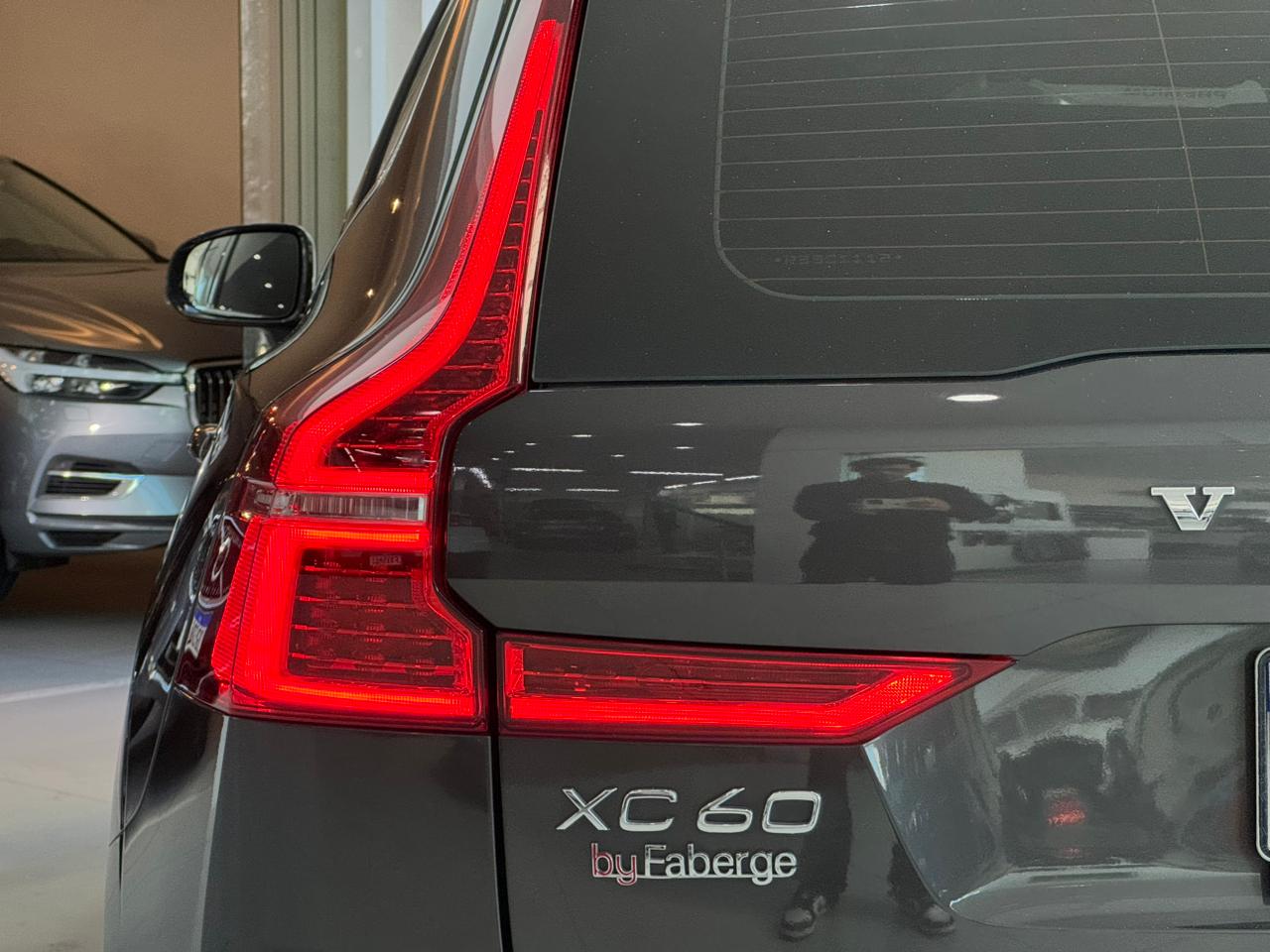 Volvo-XC 60-XC 60 T-8 Plus 2.0 AWD (Híbrido)