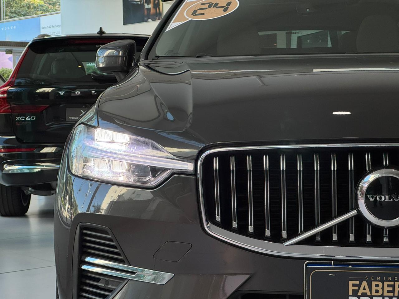 Volvo-XC 60-XC 60 T-8 Plus 2.0 AWD (Híbrido)
