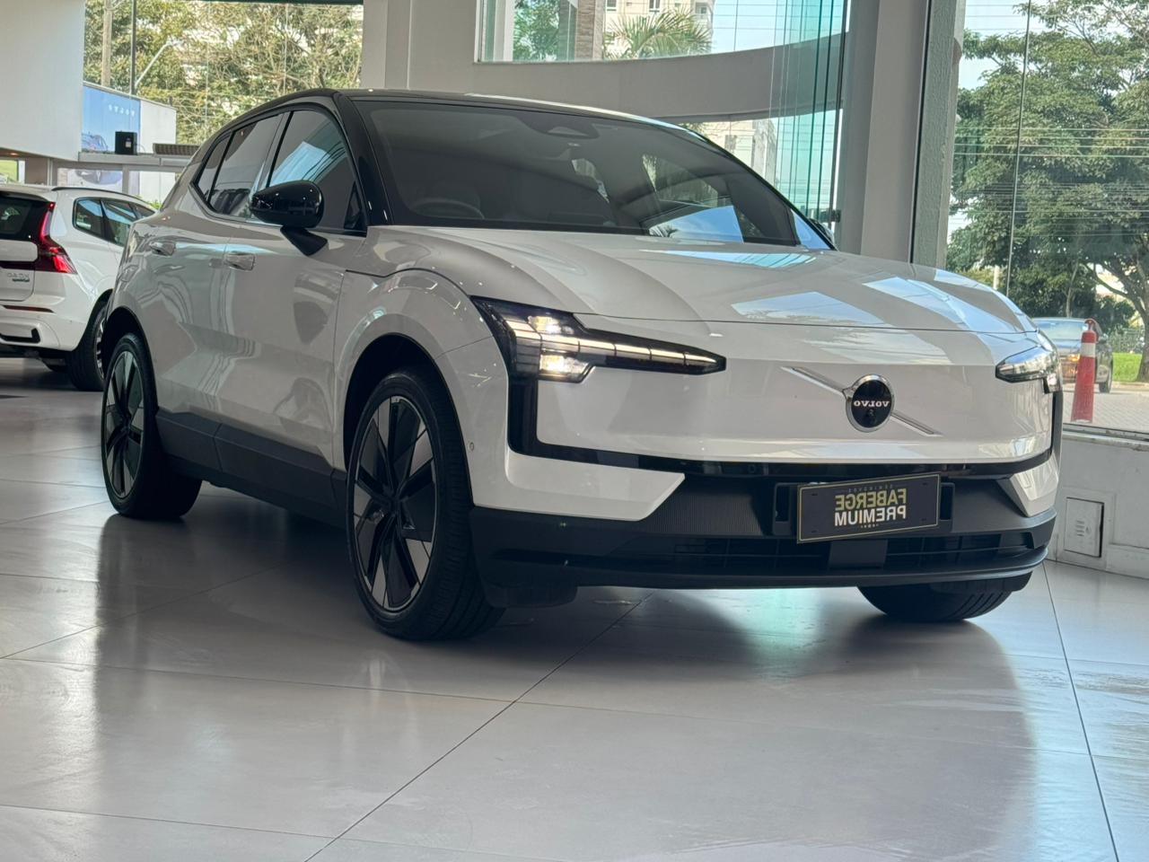 Volvo-EX30-EX30 E60 Ultra (Elétrico)