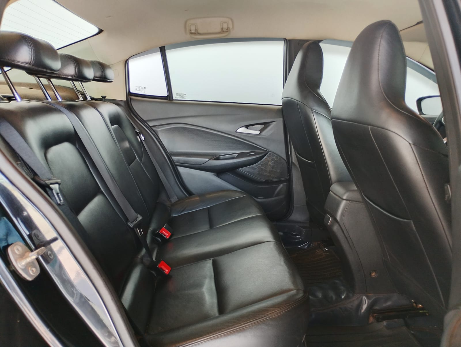 GM - Chevrolet-ONIX-ONIX SEDAN Plus LT 1.0 12V TB Flex Aut.