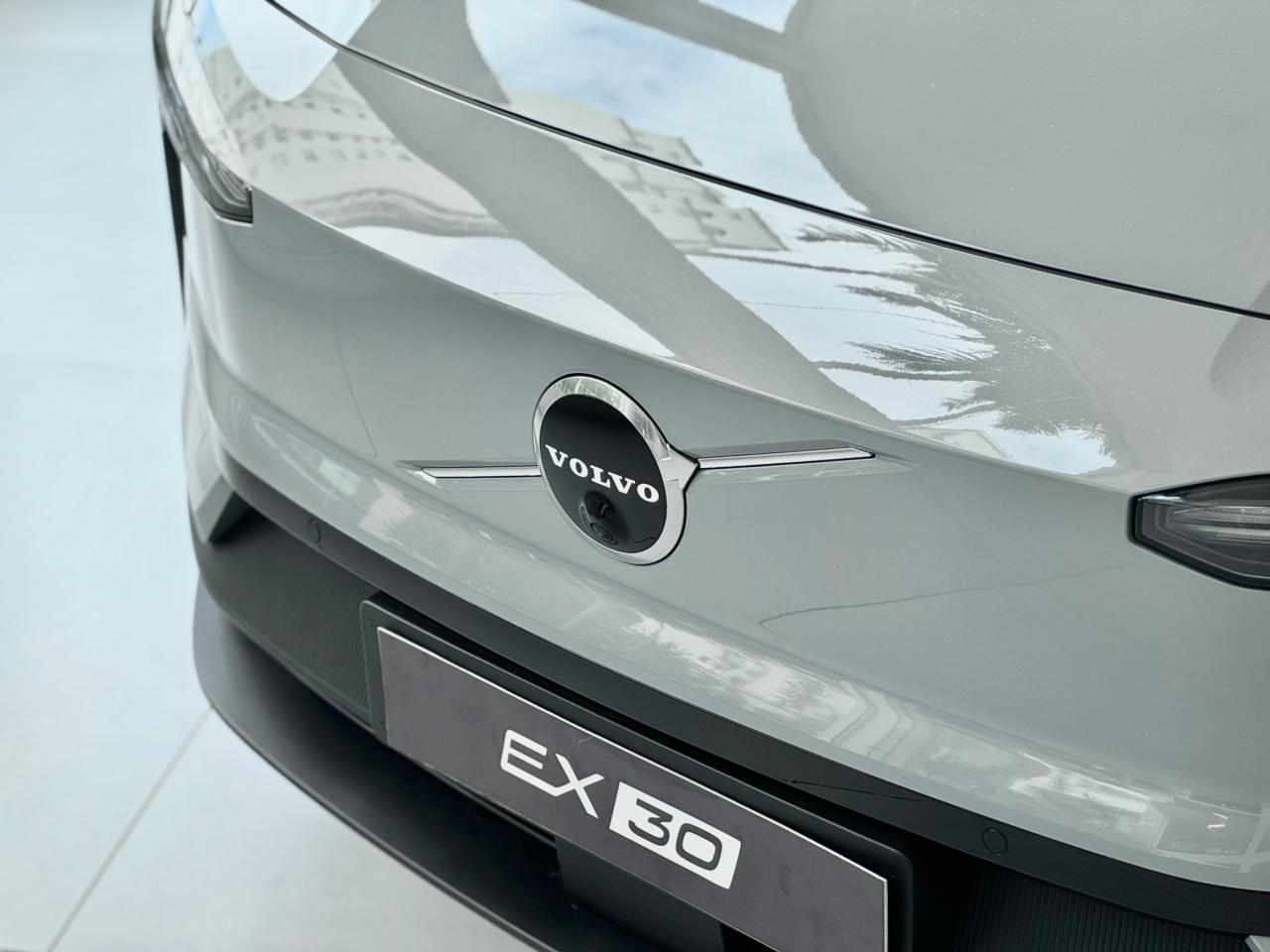 Volvo-EX30-EX30 E60 Ultra (Elétrico)