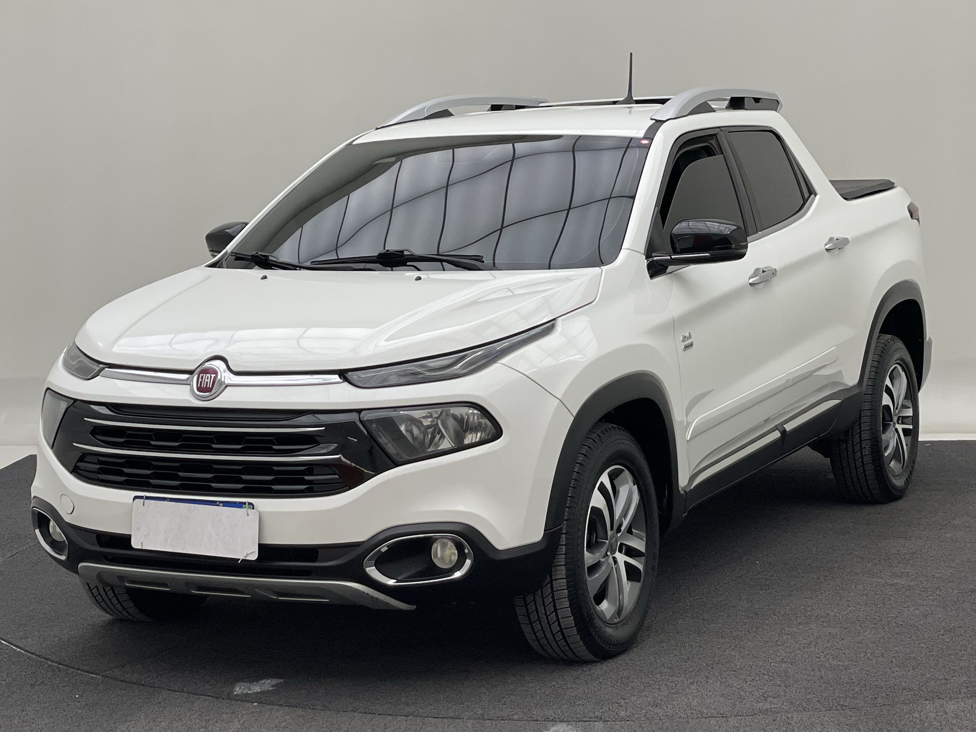Fiat-TORO-Toro Volcano 2.0 16V 4x4 TB Diesel Aut.