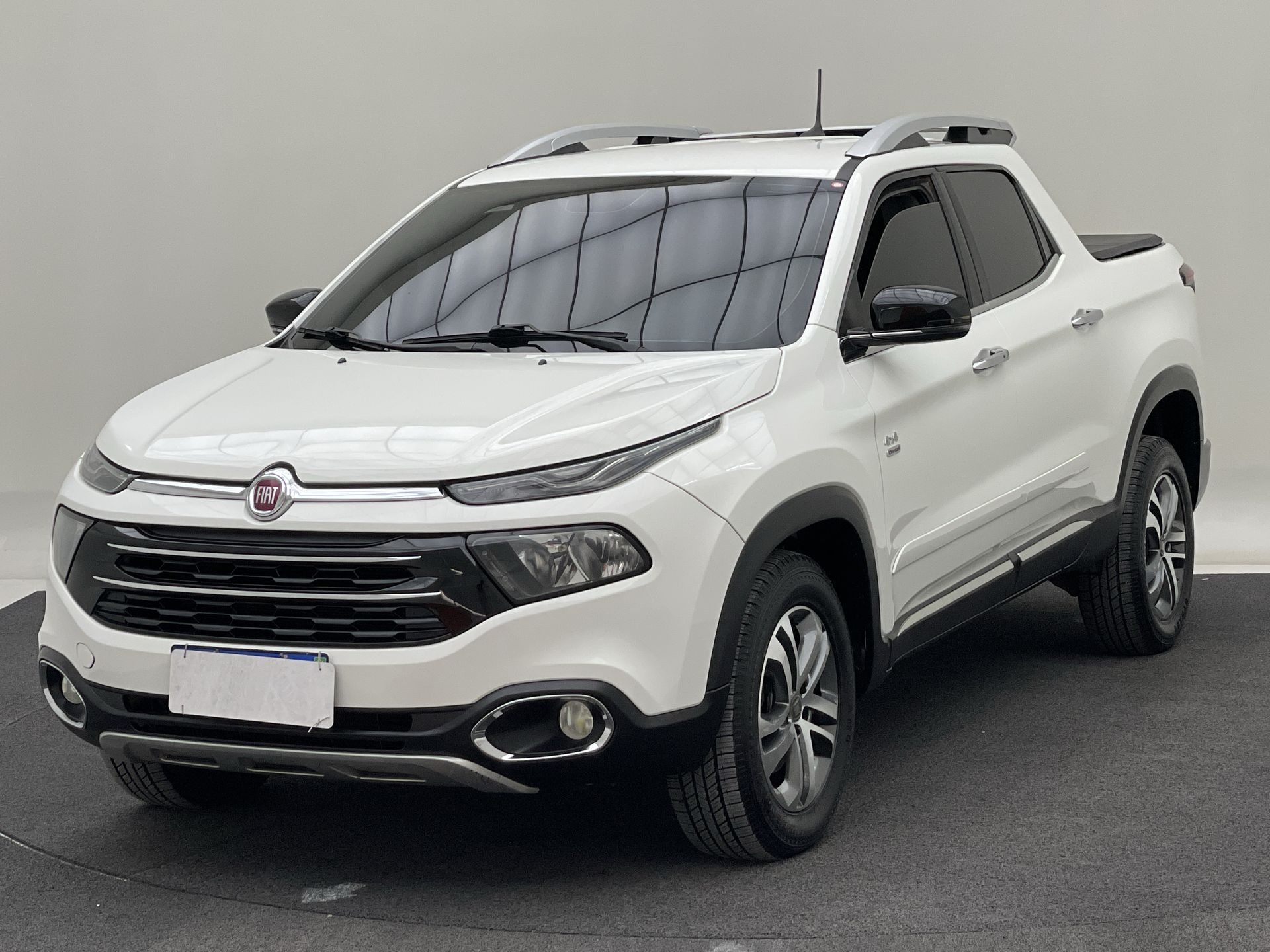 Fiat-TORO-Toro Volcano 2.0 16V 4x4 TB Diesel Aut.