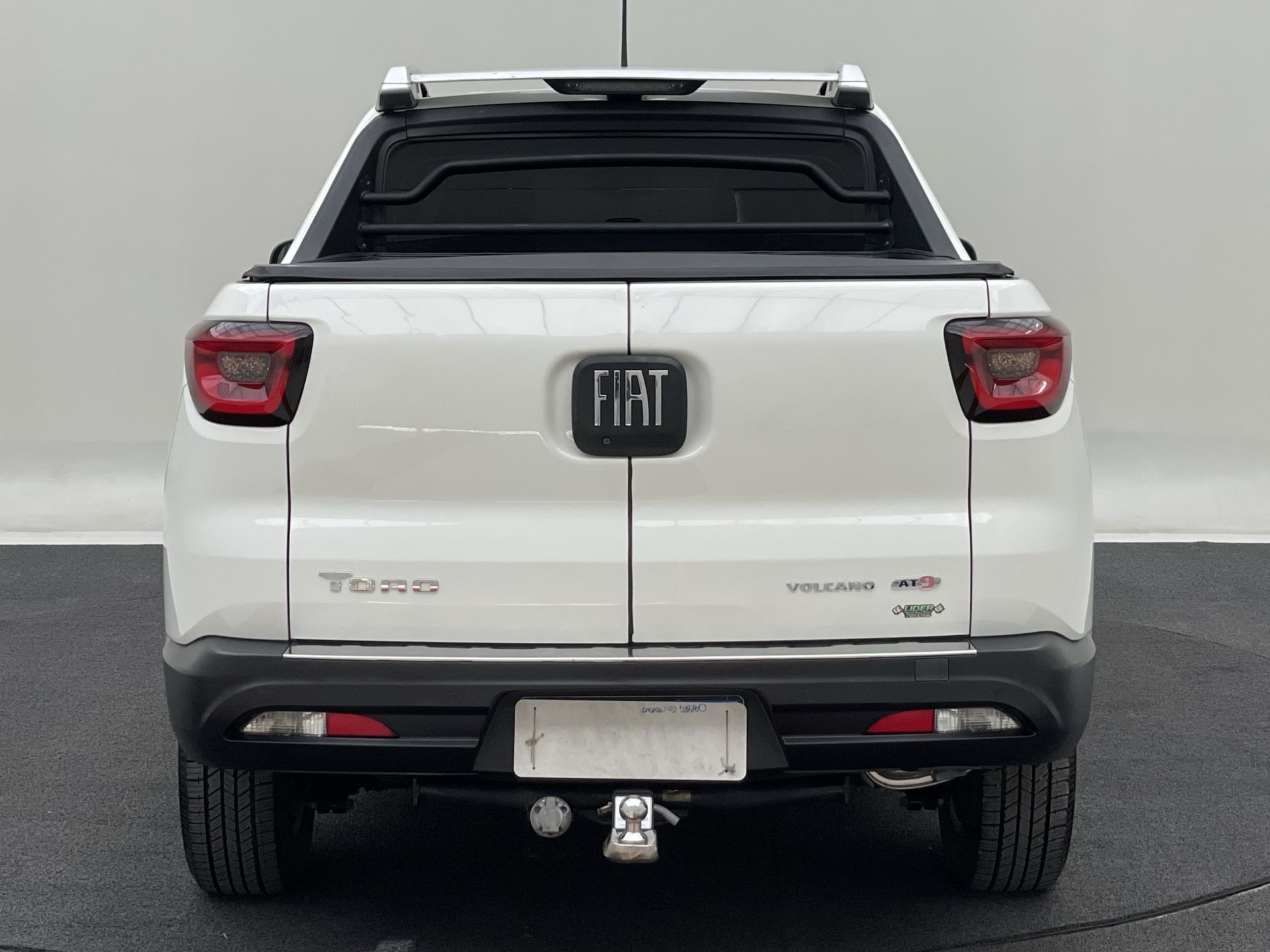 Fiat-TORO-Toro Volcano 2.0 16V 4x4 TB Diesel Aut.