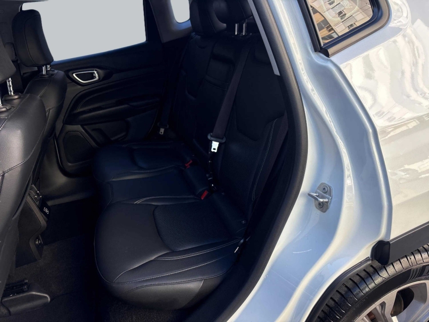 Jeep-COMPASS-1.3 T270 TURBO FLEX LONGITUDE AT6