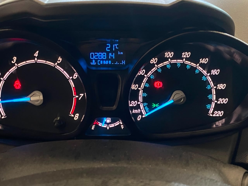 Ford-FIESTA-1.5 S HATCH 16V FLEX 4P MANUAL