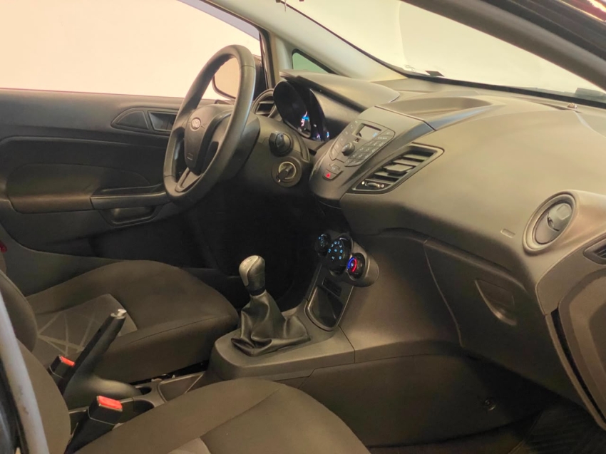 Ford-FIESTA-1.5 S HATCH 16V FLEX 4P MANUAL