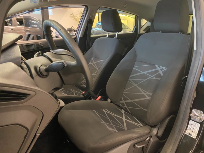 Ford-FIESTA-1.5 S HATCH 16V FLEX 4P MANUAL