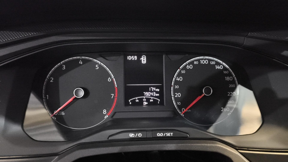 Volkswagen-POLO-1.0 MPI TRACK MANUAL