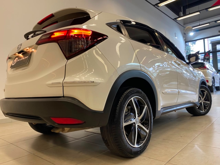Honda-HR-V-1.8 16V FLEX LX 4P AUTOMÁTICO
