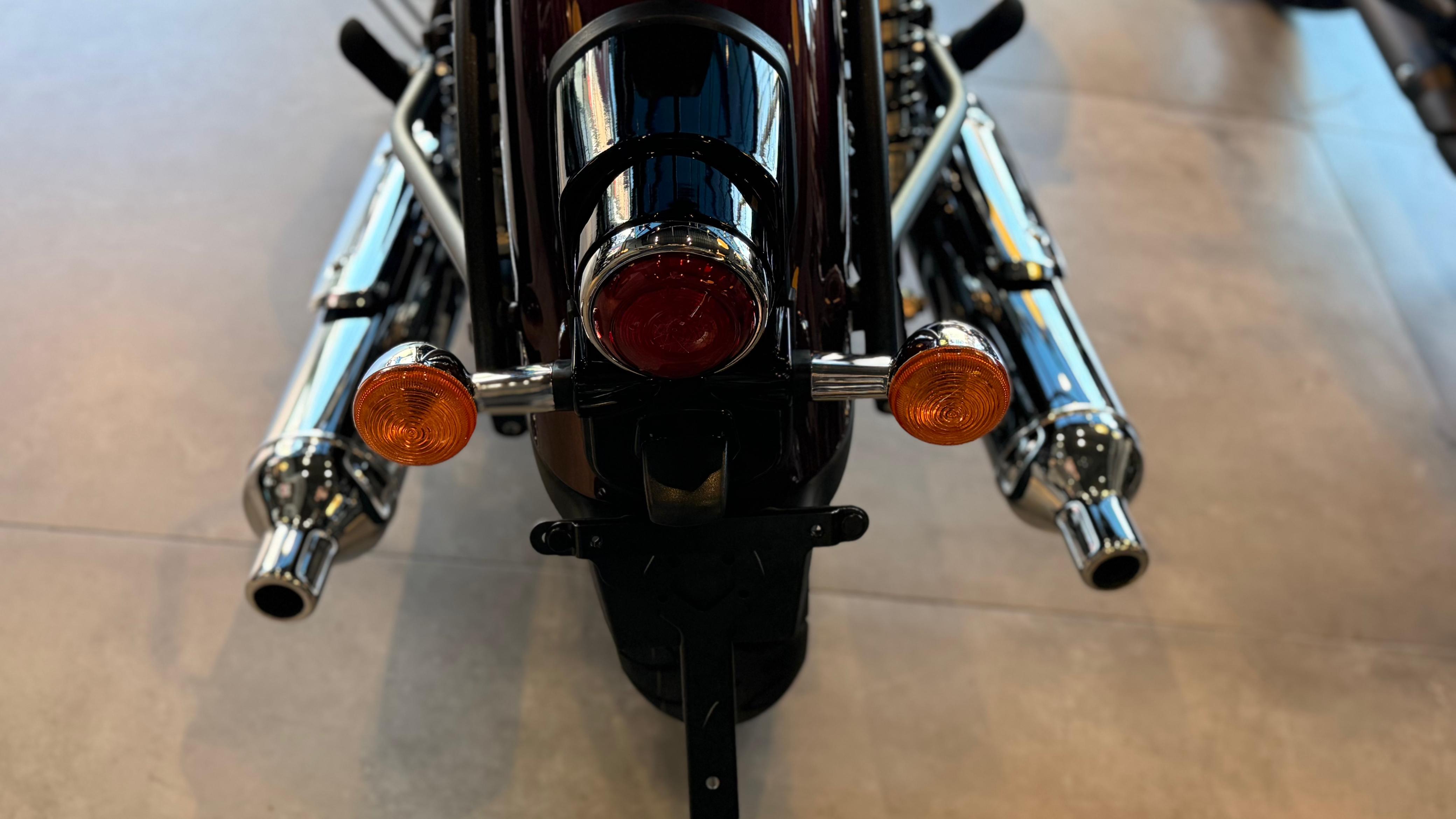 Royal Enfield-CLASSIC 650-CLASSIC 650 VALLAM RED