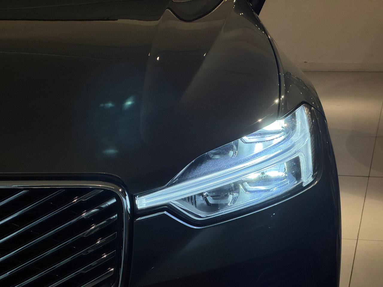 Volvo-XC 60-XC 60 T-8 Plus 2.0 AWD (Híbrido)