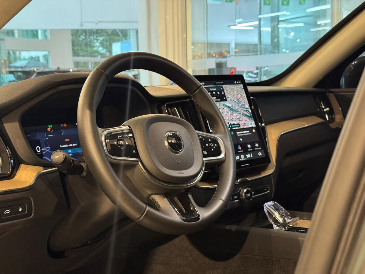 Volvo-XC 60-XC 60 T-8 Plus 2.0 AWD (Híbrido)